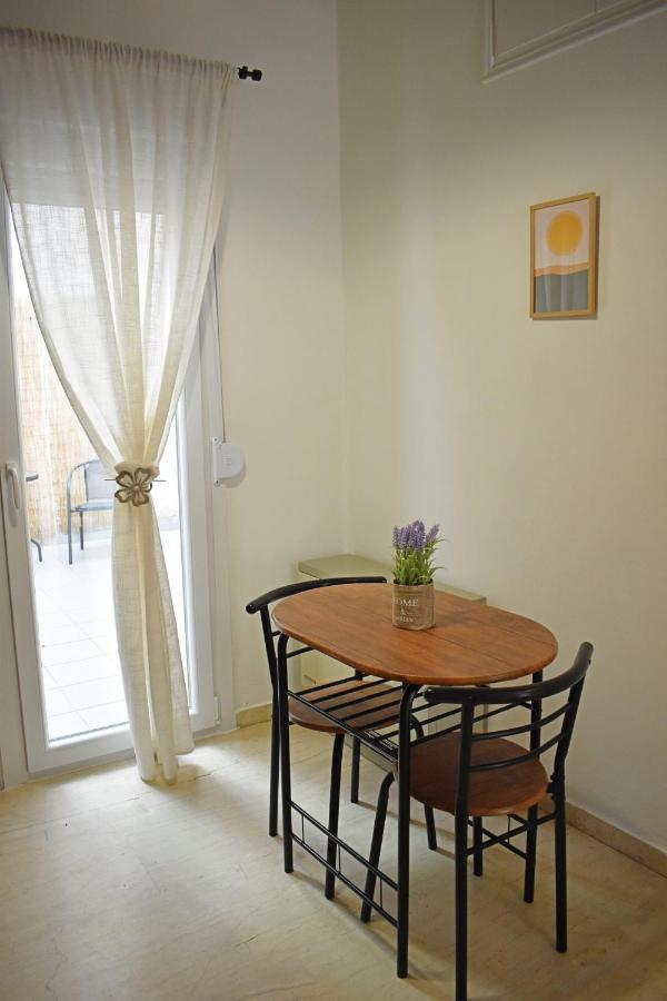 Olive - Happyhostgr - Downtown Apartment โวโลส ภายนอก รูปภาพ