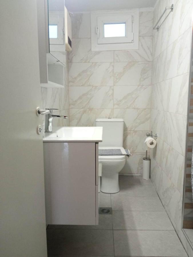 Olive - Happyhostgr - Downtown Apartment โวโลส ภายนอก รูปภาพ